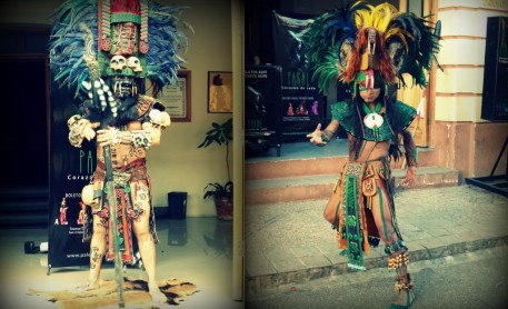 şehir tiyatrosundan yerel kostüm örnekleri